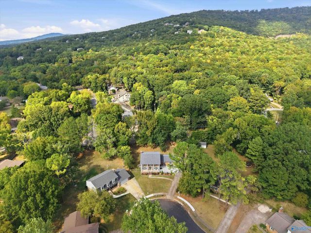 7801 Tea Garden Road SE, Huntsville, AL 35802