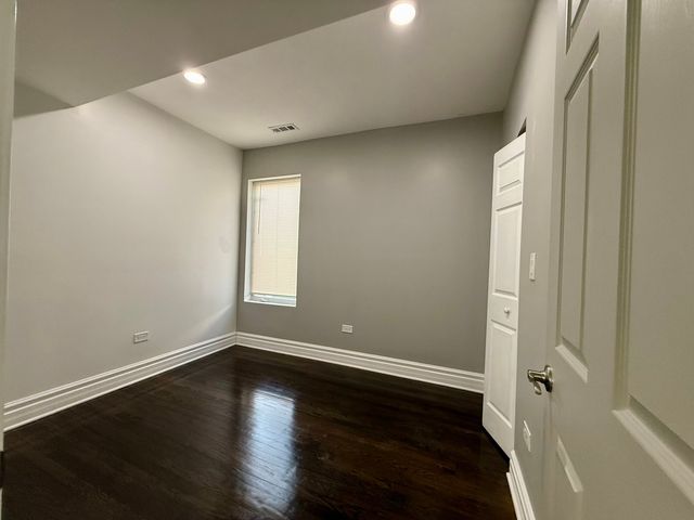 2118 S 59th Avenue 2, Cicero, IL 60804