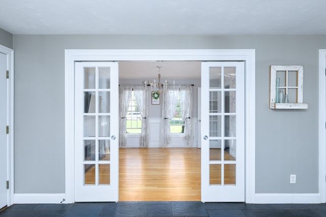 27 Vista Circle, Rutland, MA 01543