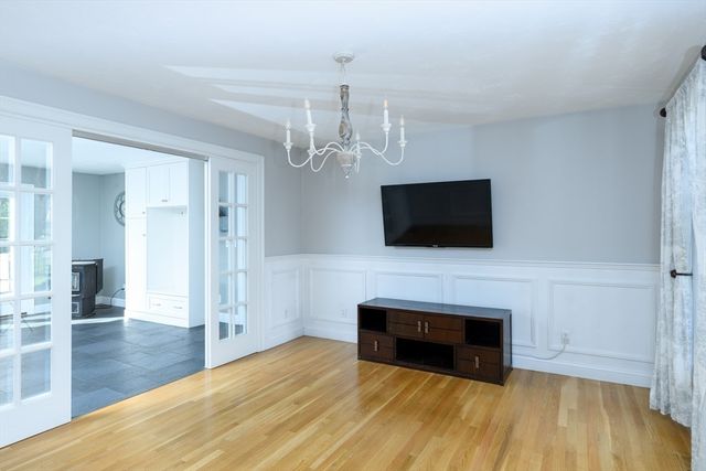 27 Vista Circle, Rutland, MA 01543