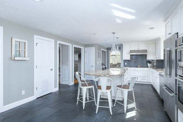 27 Vista Circle, Rutland, MA 01543