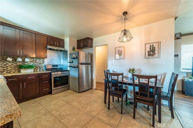 5527 N Fenimore Avenue, Azusa, CA 91702