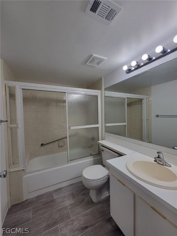 9610 Green Cypress LN 15, Fort Myers, FL 33905