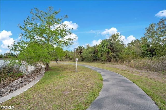 9610 Green Cypress LN 15, Fort Myers, FL 33905