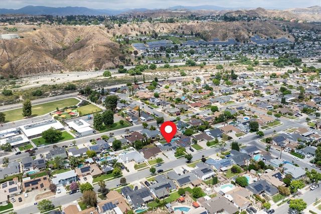 20345 Fairweather, Canyon Country, CA 91351