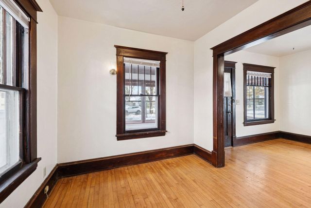 4242 33rd Avenue S, Minneapolis, MN 55406