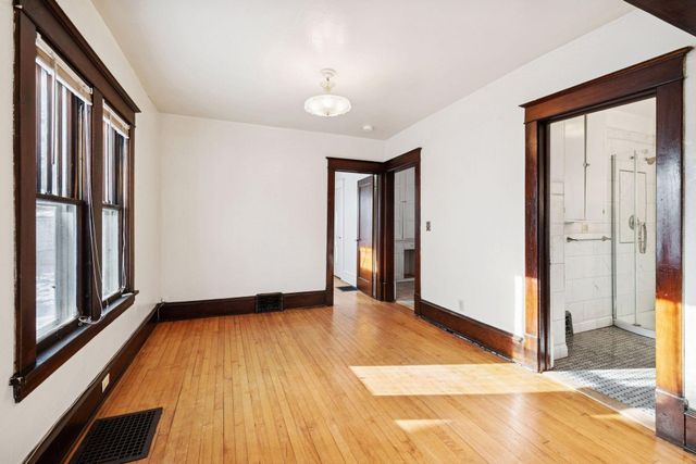 4242 33rd Avenue S, Minneapolis, MN 55406