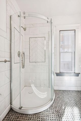 4242 33rd Avenue S, Minneapolis, MN 55406