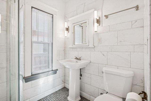 4242 33rd Avenue S, Minneapolis, MN 55406