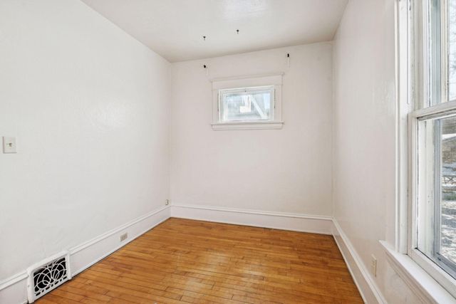 4242 33rd Avenue S, Minneapolis, MN 55406