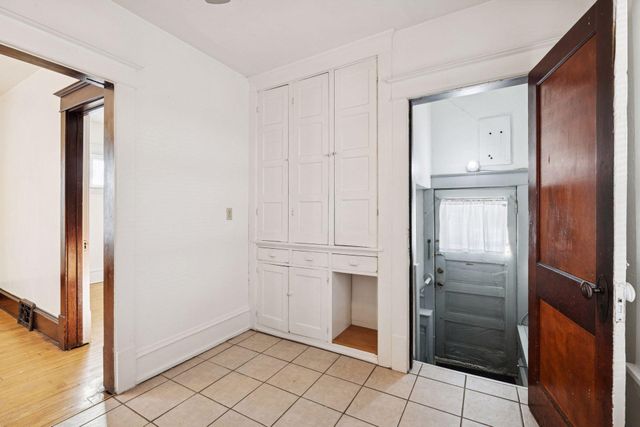 4242 33rd Avenue S, Minneapolis, MN 55406