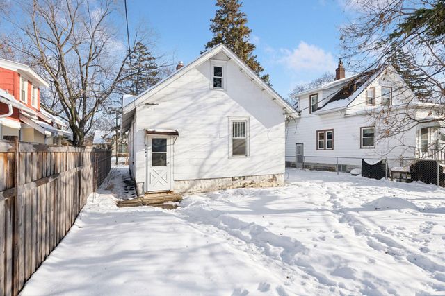 4242 33rd Avenue S, Minneapolis, MN 55406