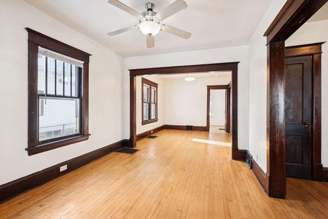 4242 33rd Avenue S, Minneapolis, MN 55406