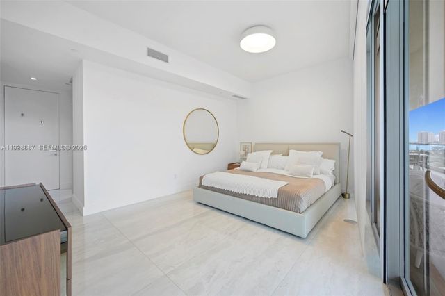 18975 Collins Avenue 605, Sunny Isles Beach, FL 33160