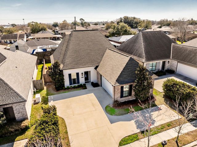 389 Shoal Drive, Houma, LA 70360