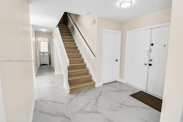 652 NW 133rd Dr, Plantation, FL 33325