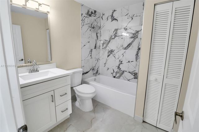 652 NW 133rd Dr, Plantation, FL 33325