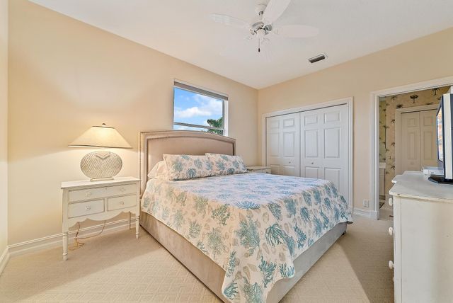 1119 Grand Cay Drive, Palm Beach Gardens, FL 33418