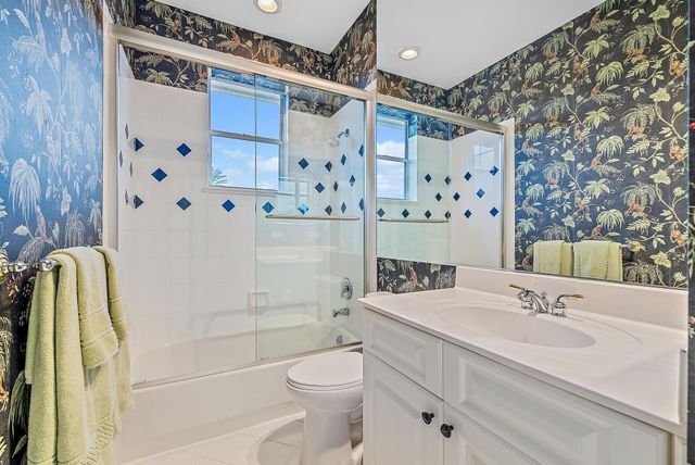 1119 Grand Cay Drive, Palm Beach Gardens, FL 33418