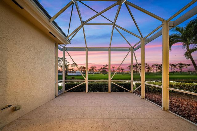 1119 Grand Cay Drive, Palm Beach Gardens, FL 33418