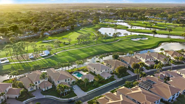 1119 Grand Cay Drive, Palm Beach Gardens, FL 33418