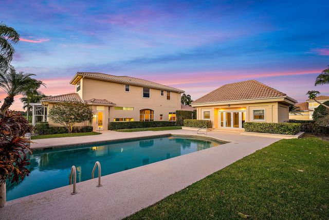 1119 Grand Cay Drive, Palm Beach Gardens, FL 33418