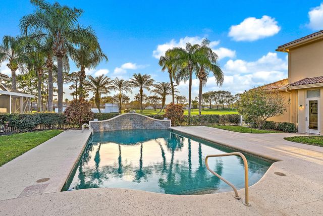 1119 Grand Cay Drive, Palm Beach Gardens, FL 33418