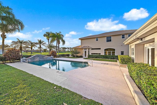 1119 Grand Cay Drive, Palm Beach Gardens, FL 33418