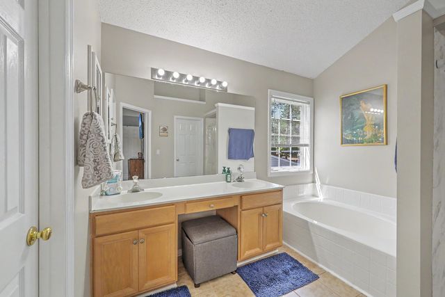 112 Irish Oak Drive, Goose Creek, SC 29445