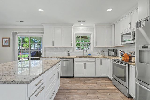 112 Irish Oak Drive, Goose Creek, SC 29445