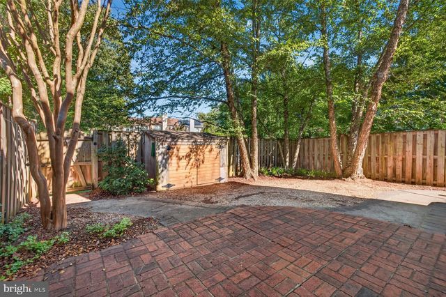 4400 CHEATHAM CT, Alexandria, VA 22310