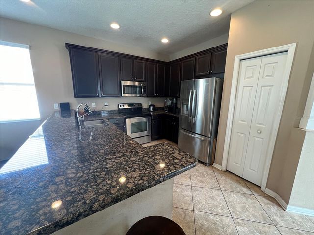 8315 DEERLAND BLUFF LANE, Riverview, FL 33578