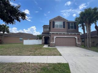 8315 DEERLAND BLUFF LANE, Riverview, FL 33578