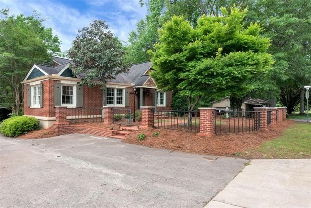 952 Wayside Street, Cornelia, GA 30531