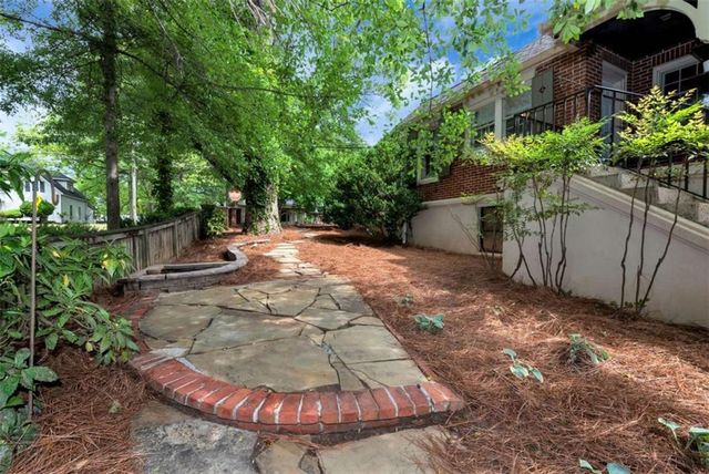 952 Wayside Street, Cornelia, GA 30531