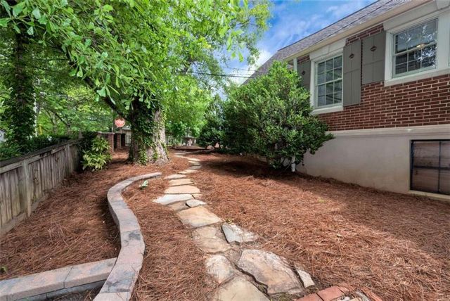 952 Wayside Street, Cornelia, GA 30531