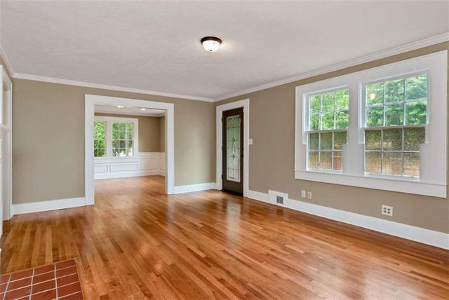 952 Wayside Street, Cornelia, GA 30531