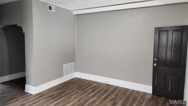 3556 Tennessee Avenue, St Louis, MO 63118