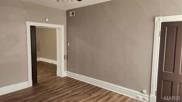 3556 Tennessee Avenue, St Louis, MO 63118