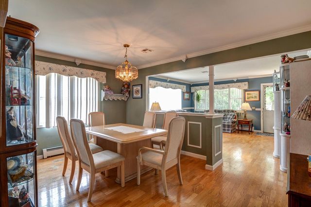 9 MADRAS CT, Toms River, NJ 08757