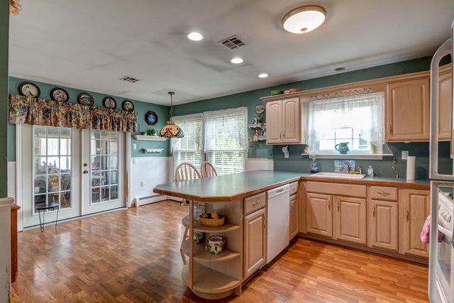 9 MADRAS CT, Toms River, NJ 08757