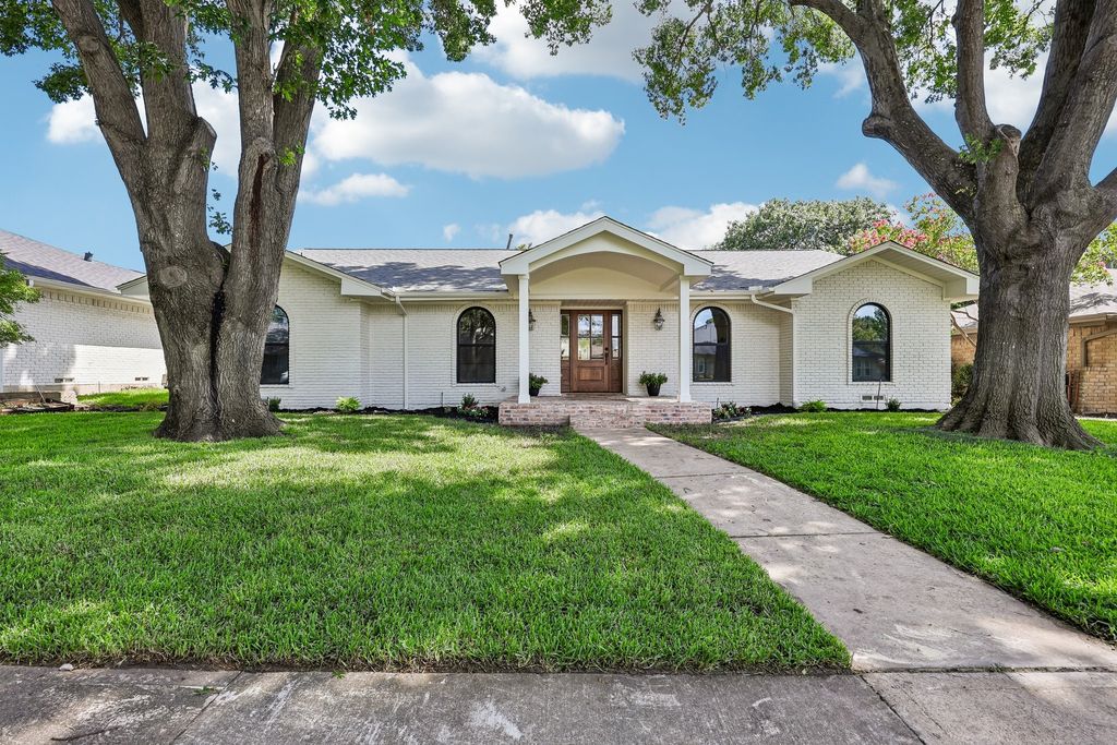 7330 Alto Caro Drive, Dallas, TX 75248