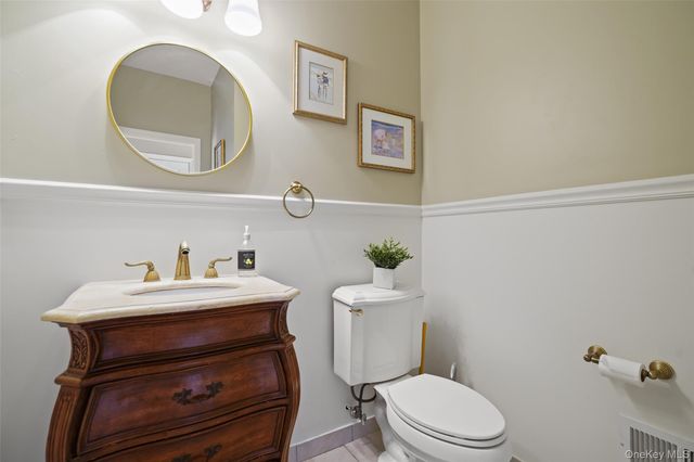 70 Travis Road, Baldwin Place, NY 10505