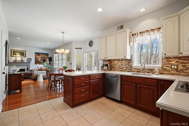70 Travis Road, Baldwin Place, NY 10505