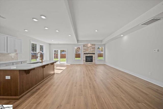 134 Moorish Circle, Simpsonville, SC 29681