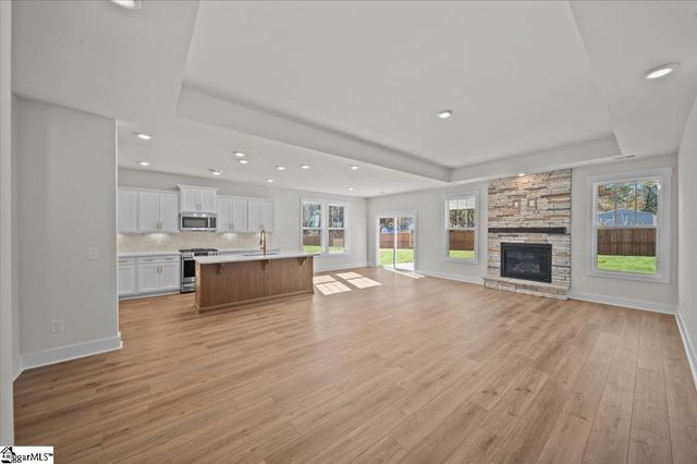 134 Moorish Circle, Simpsonville, SC 29681