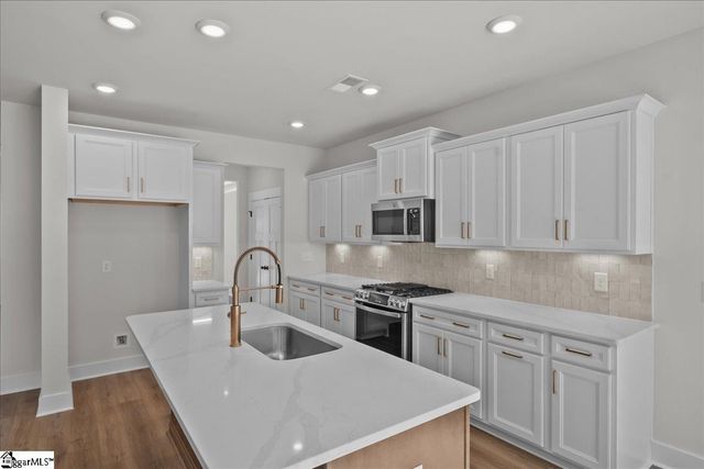 134 Moorish Circle, Simpsonville, SC 29681