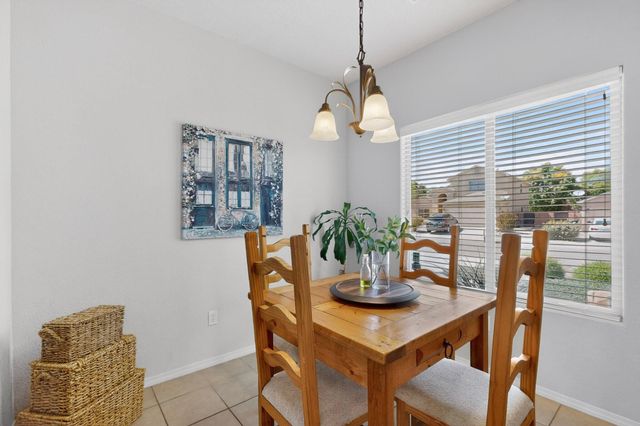 8136 Pony Hills Place NW, Albuquerque, NM 87114
