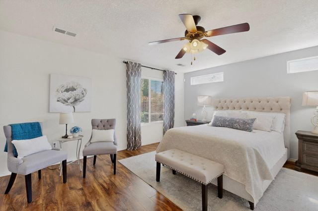 8136 Pony Hills Place NW, Albuquerque, NM 87114