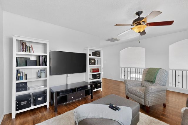 8136 Pony Hills Place NW, Albuquerque, NM 87114